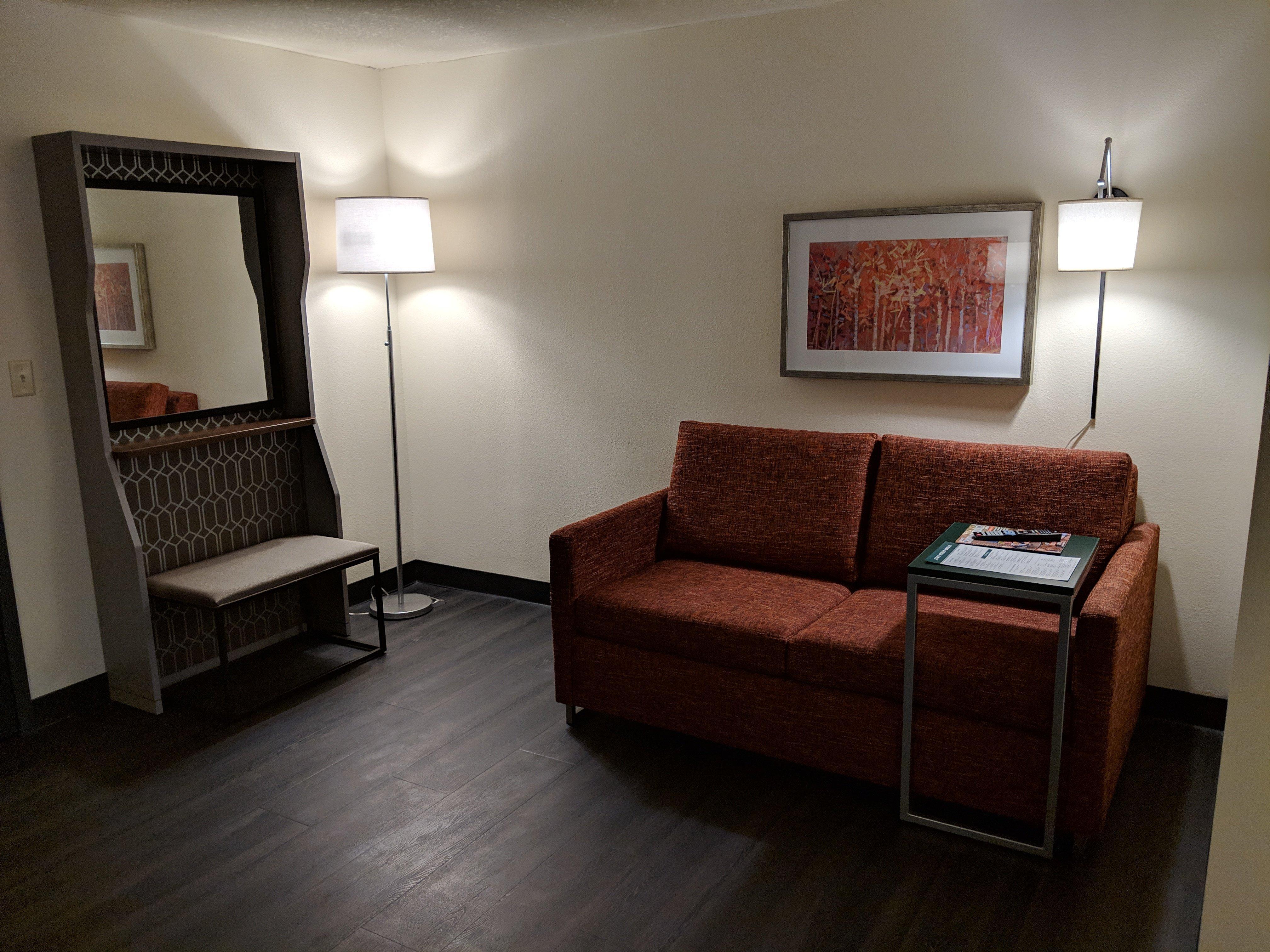 Hotel By Ihg 3*