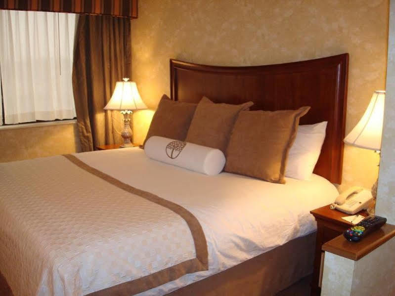 By Ihg Hotel 3*